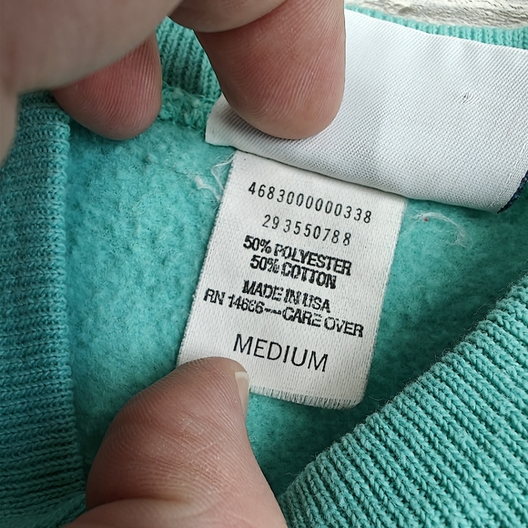 Vintage 1980s Grandma Crewneck Sweatshirt / Made in USA / Embroidered Children - Picture 5 of 9